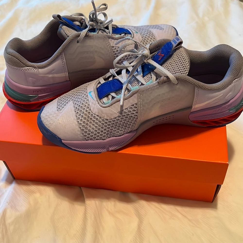 Nike Womens Metcon 7